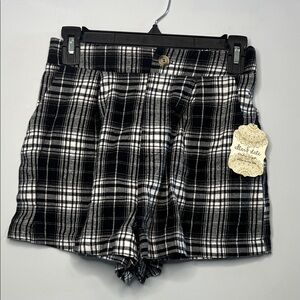 NWT Altar'd State Women's Black & White Plaid Comfortable Cotton Shorts Small